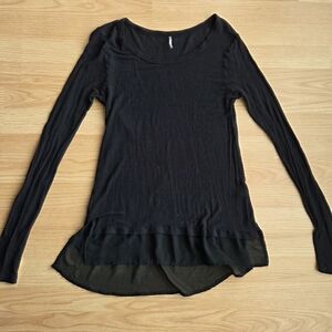 COLOR THREAD Long Sleeve Top